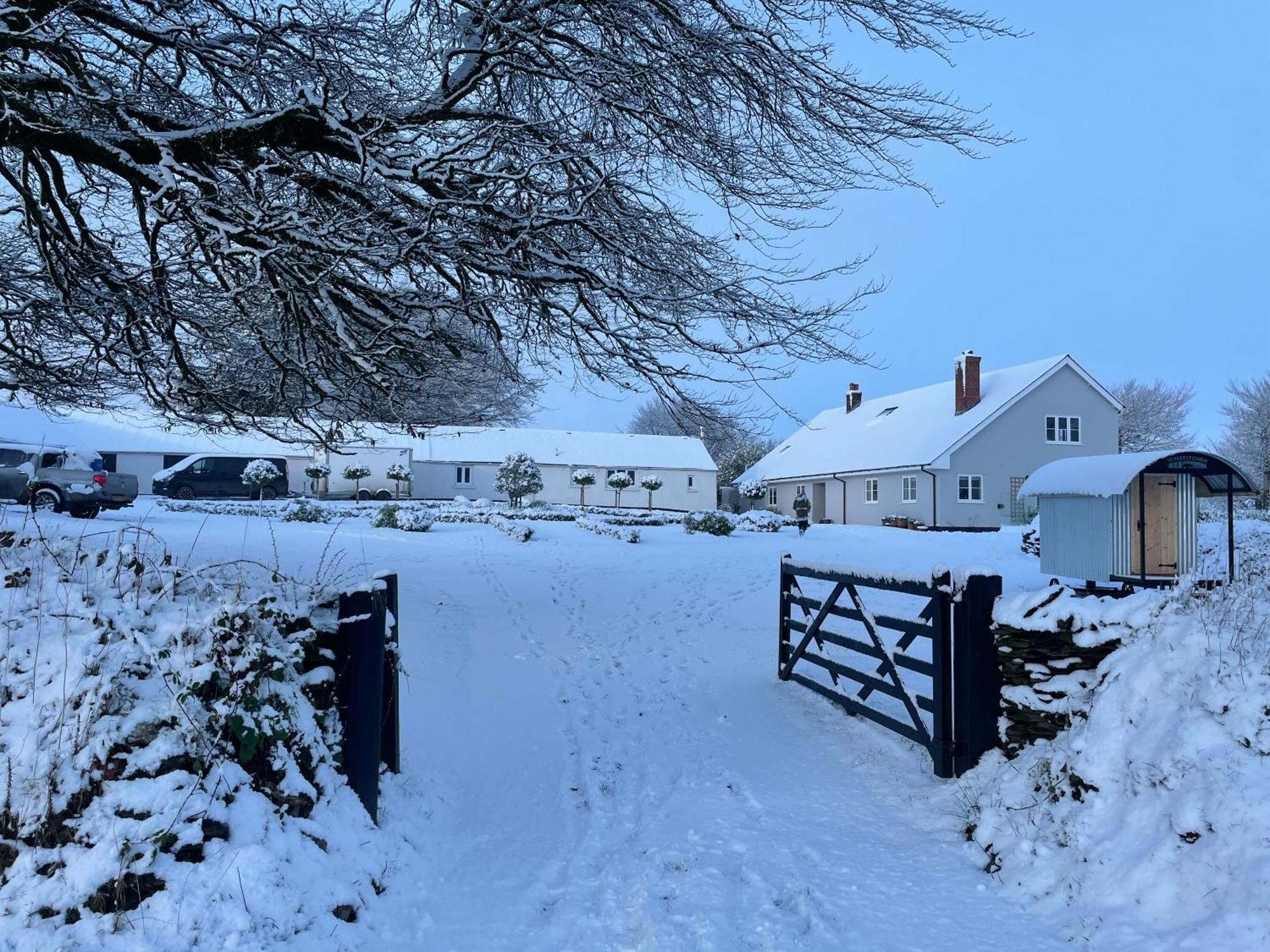 Winstitchen Cottage Situated Near The River Barle Simonsbath Exterior foto